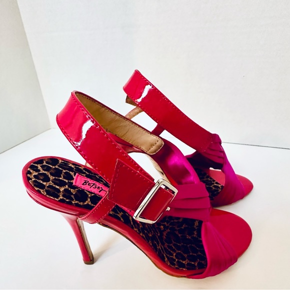 Betsey Johnson Satin Fuschia w Leopard Print Footbed Stiletto Heel Sandal Size 6 - Picture 4 of 16